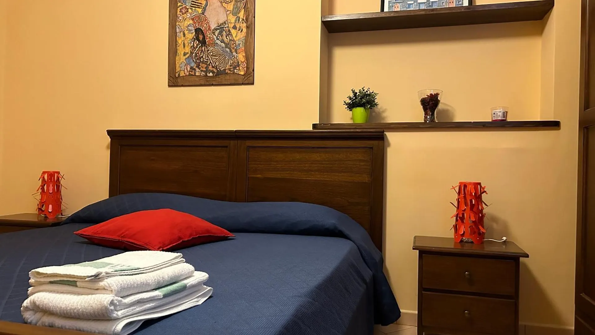 Sleepin Montesanto Hotel Naples Guest house